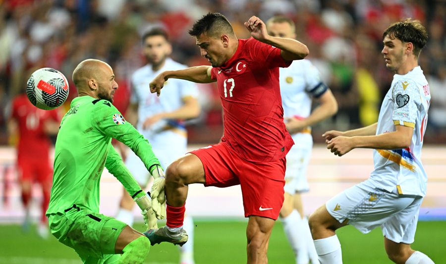 Kesin Hamit Altıntop gitmiştir dediler ama değil! Montella gelmeden ilk istifa... 16