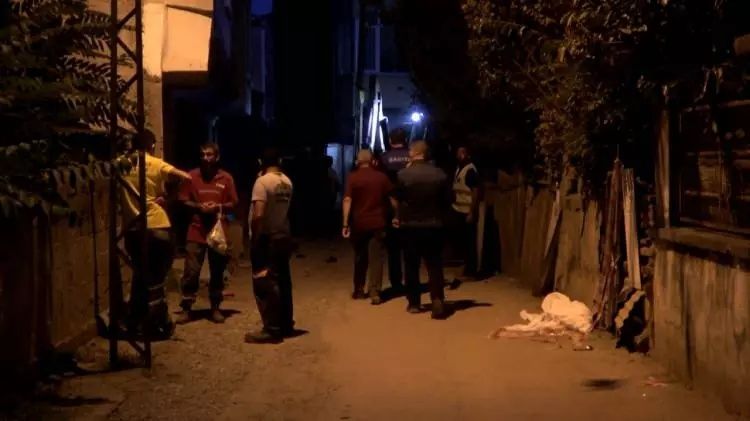 Belediye başkan adayının evinden 15 kamyon çöp çıktı! Savunması şoke etti... 6