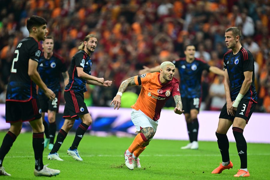 İstatistikleri sadece Okan Buruk değil tüm Galatasaraylılar gördü: Florya'da sabahtan akşama kadar... 11