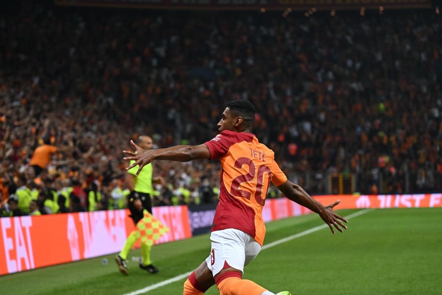 Galatasaray'a bedavaya imza atan yıldızda silahlı saldırı ve 9 kurşun! 4