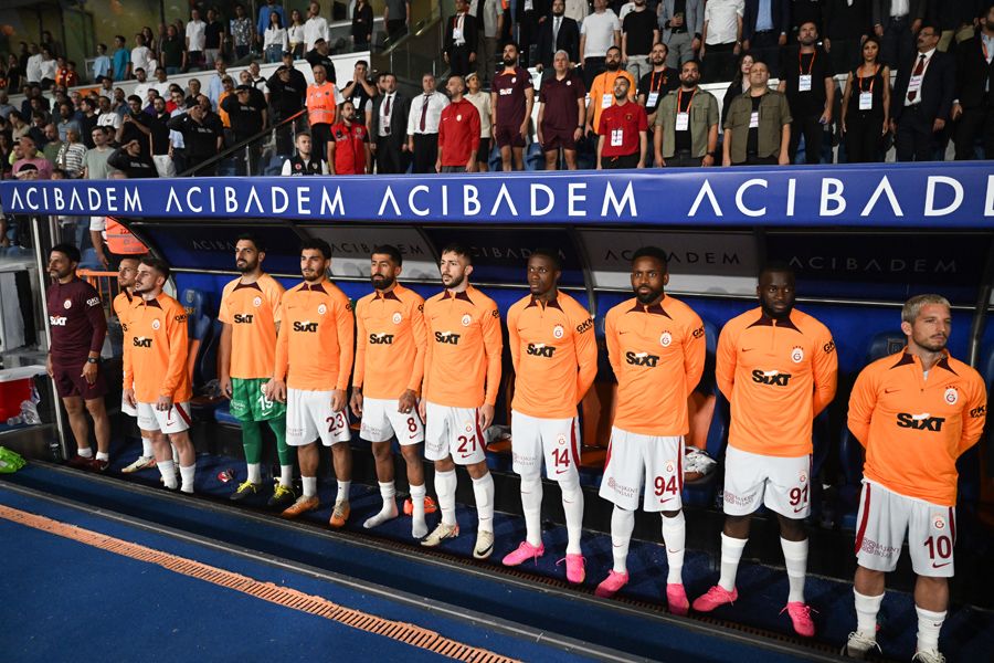 Ahmet Nur Çebi Davinson Sanchez'le anlaştı: Boşu boşuna bonservis vermeyelim bedavaya gelecek 2