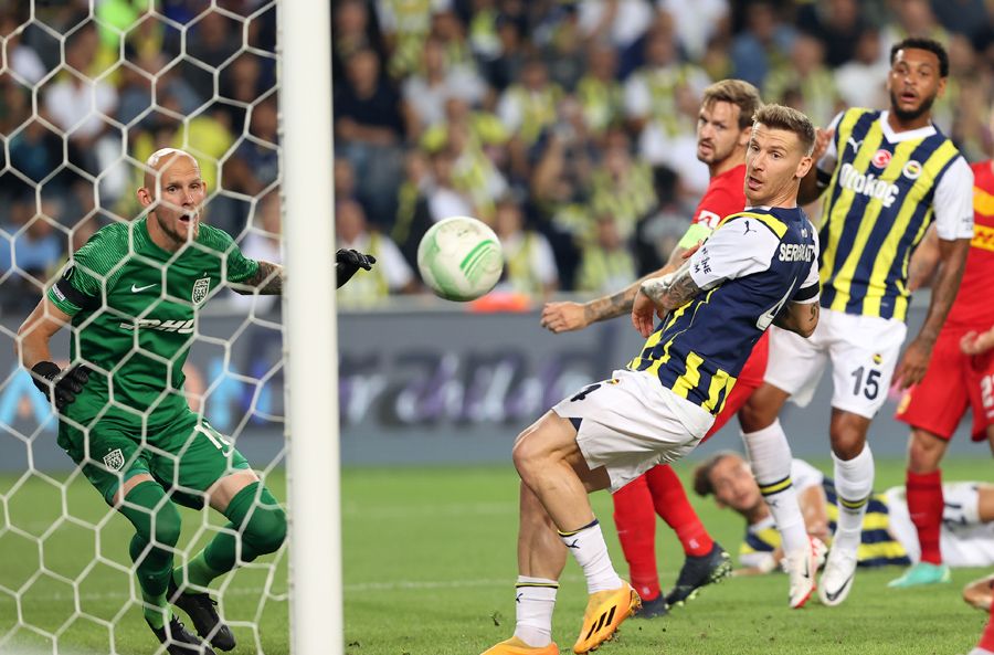 İsmail Kartal'a 'hoca değil' diyen yorumculara Ali Koç darbesi! O isimleri açıklayıp taraftarın önüne atacak 3