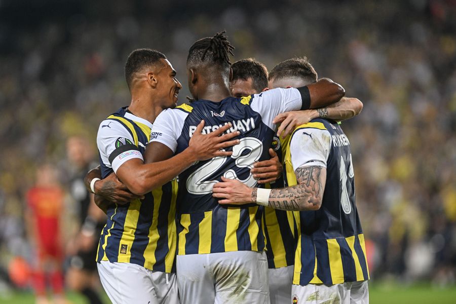 İsmail Kartal'a 'hoca değil' diyen yorumculara Ali Koç darbesi! O isimleri açıklayıp taraftarın önüne atacak 4