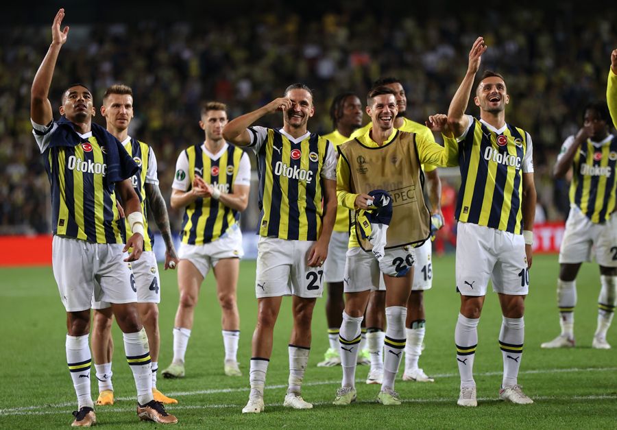 İsmail Kartal'a 'hoca değil' diyen yorumculara Ali Koç darbesi! O isimleri açıklayıp taraftarın önüne atacak 8