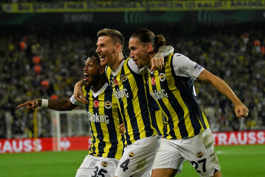 İsmail Kartal'a 'hoca değil' diyen yorumculara Ali Koç darbesi! O isimleri açıklayıp taraftarın önüne atacak 9