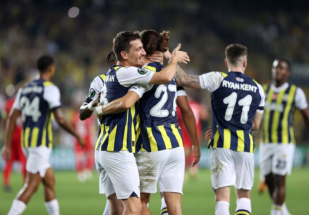 WhatsApp Kanallar'da en çok takipçiye sahip Süper Lig ekibi belli oldu! 4