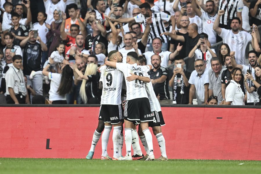 Şenol Güneş'e transfer operasyonu! Ahmet Nur Çebi istediği oyuncuların bir tanesini bile almadı 12