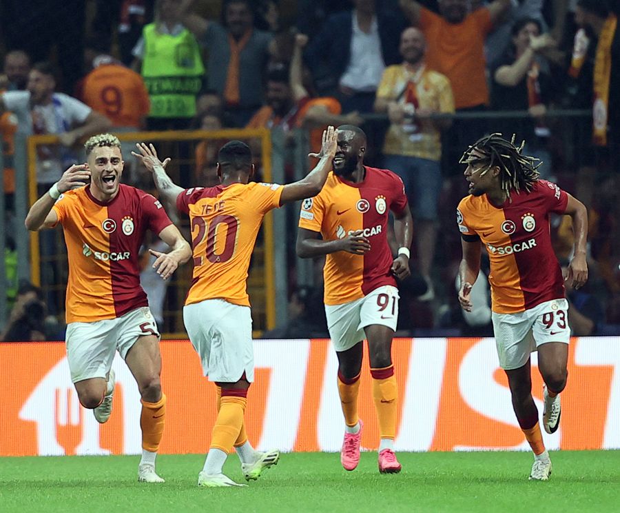 Kopenhag'ı tek başına yıktı! Galatasaray'ın yıldızına 20 milyon euro... 10