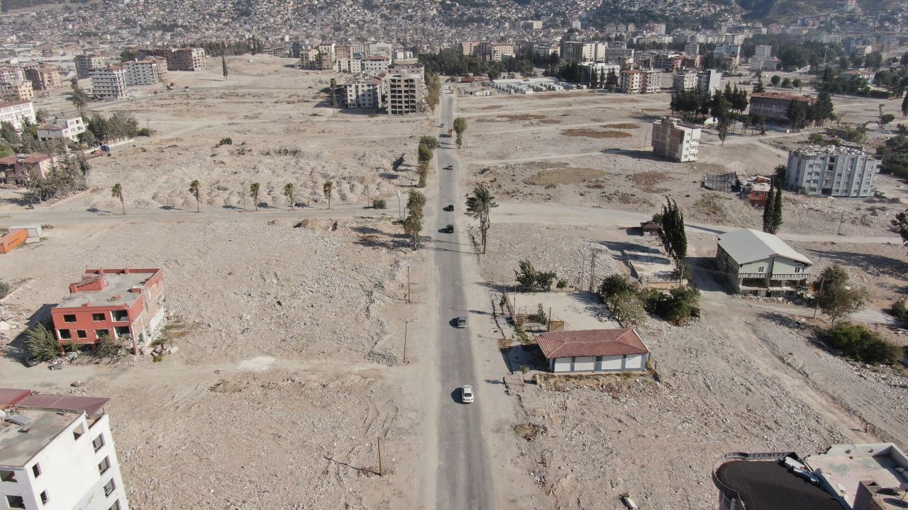 Hatay'da enkazın yüzde 72’si kaldırıldı: Adeta 'Hayalet Şehir'e dönüştü 3