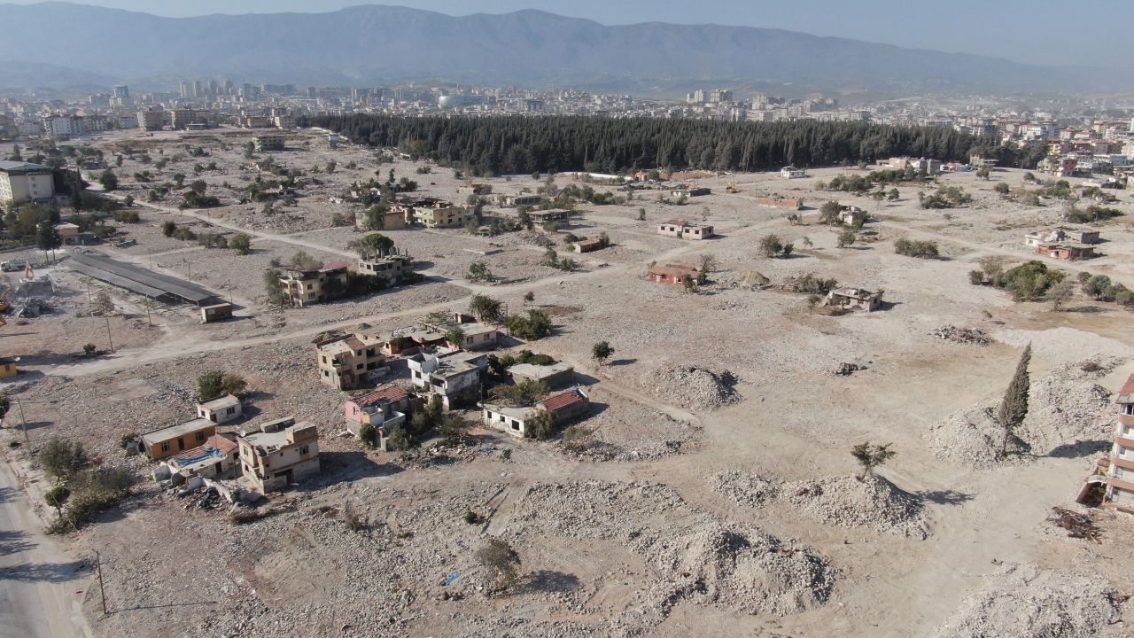 Hatay'da enkazın yüzde 72’si kaldırıldı: Adeta 'Hayalet Şehir'e dönüştü 2