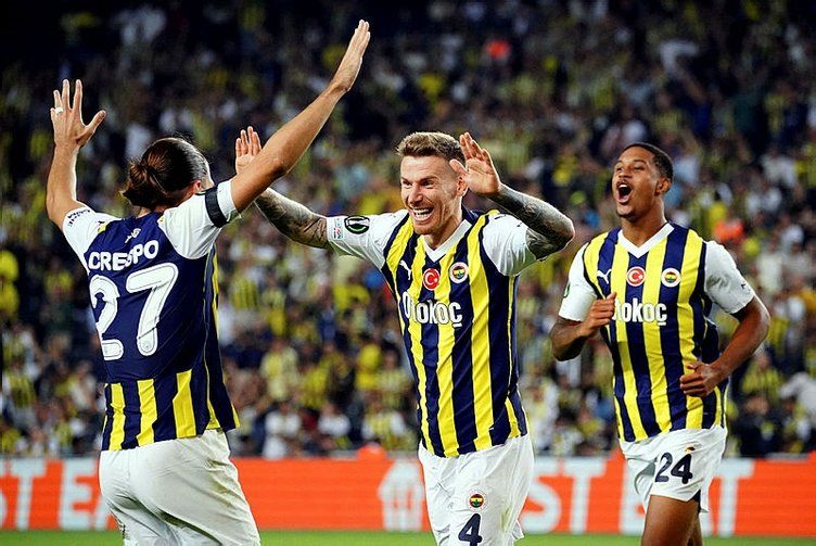 Ali Koç'un 4,5 M.€'luk forveti istenmeyen adam ilan edildi Dursun Özbek derin bir oh çekti 4