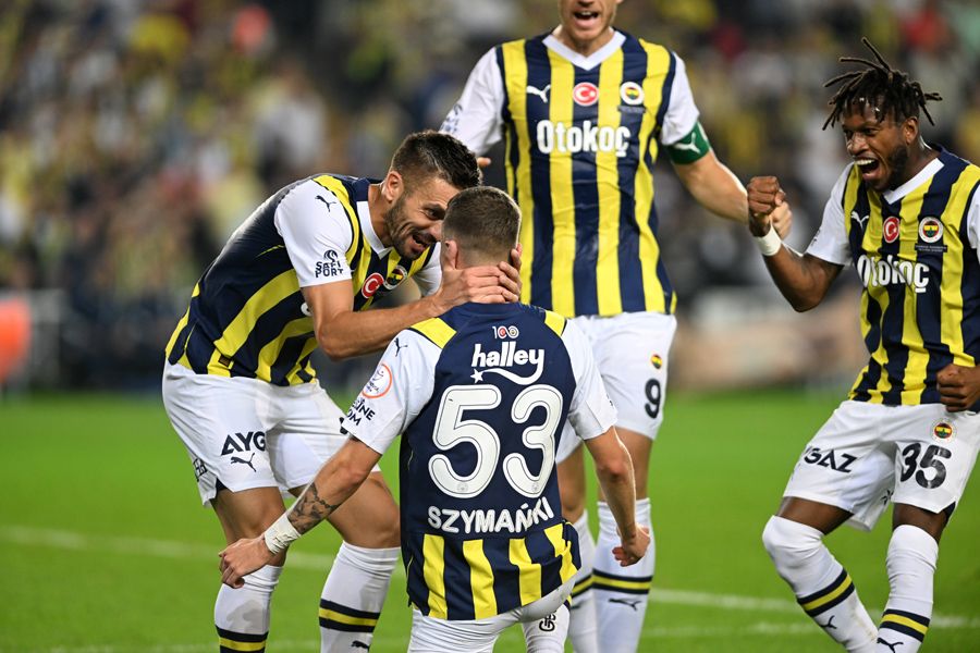 İsmail Kartal Livakovic'i gece 12'de antrenmana çıkarmalı! Ahlaksızlık, terbiyesizlik yapıldı 3