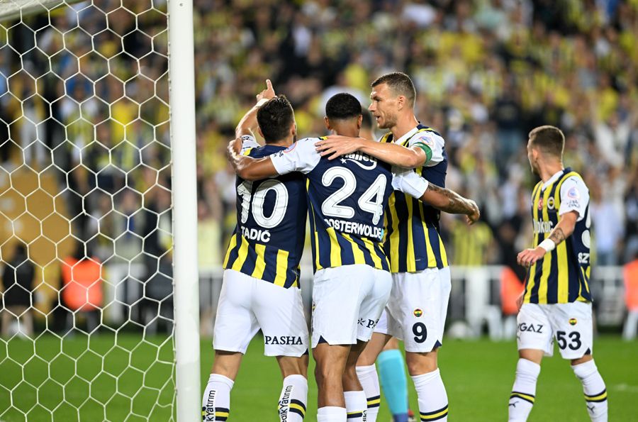 İsmail Kartal Livakovic'i gece 12'de antrenmana çıkarmalı! Ahlaksızlık, terbiyesizlik yapıldı 6