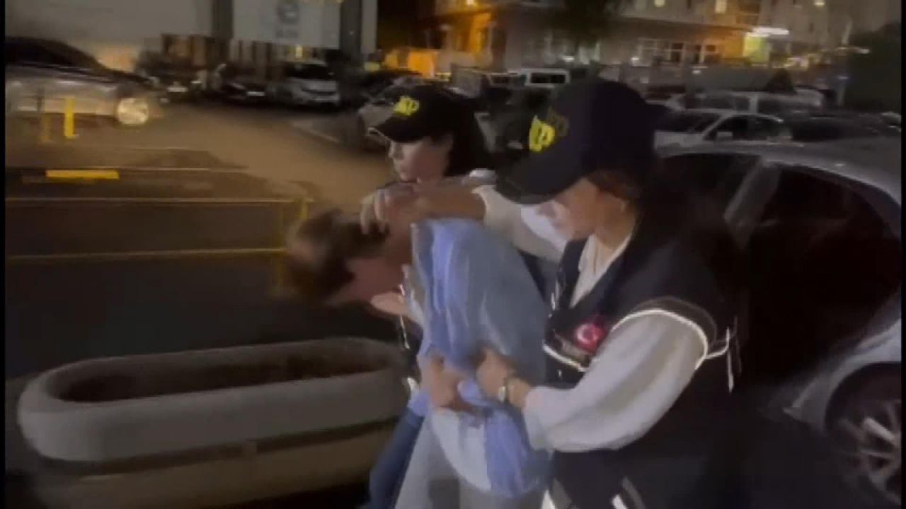 Canlı yayında uyuşturucu kullandığını itiraf eden Sıla Doğu gözaltına alındı 5