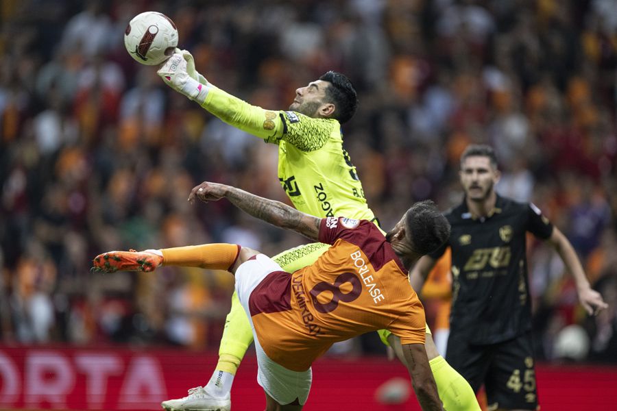 Okan Buruk'un en yanlış transferini açıkladı: Onun yerine Fred'i alsaydın İngiltere'de Manchester United'ı parçalardın 7