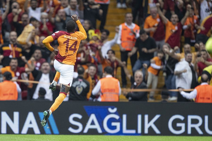 Zaha, Anelka gibi olacak Galatasaray'da tutmayacak göreceksiniz! 3