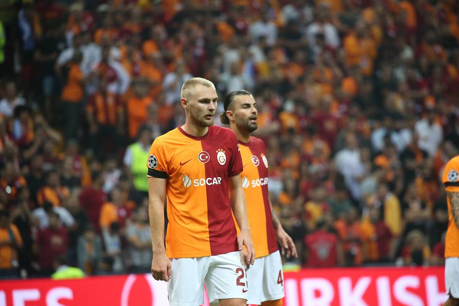 Davinson Sanchez ile Kaan Ayhan göz kamaştırdı Okan Buruk yıldız futbolcunun satışını onayladı! 25 M.€ 9