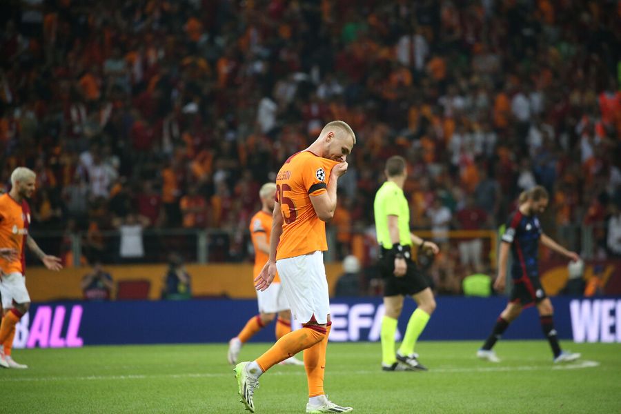 Davinson Sanchez ile Kaan Ayhan göz kamaştırdı Okan Buruk yıldız futbolcunun satışını onayladı! 25 M.€ 12