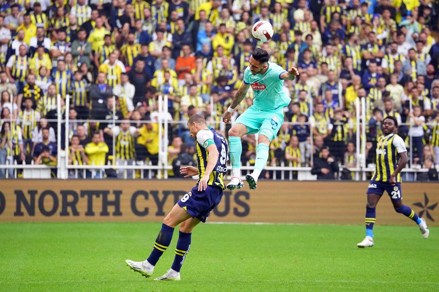 Cengiz Ünder'in geri dönüşünde takımdan kesilecek yıldızı açıkladı: İrfan Can Kahveci değil! 8