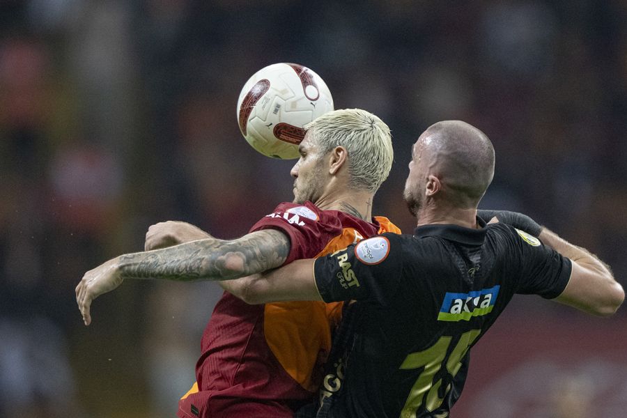 Okan Buruk'un en büyük transfer yanlışını açıkladı: Eğer onu alsaydı Galatasaray 15 Nisan'da şampiyondu 10
