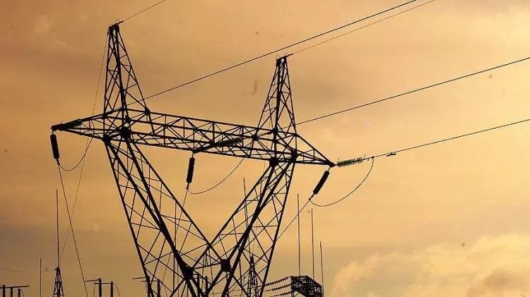 İstanbullular mumlarınızı hazırlayın! 21 ilçede elektrikler kesilecek 6