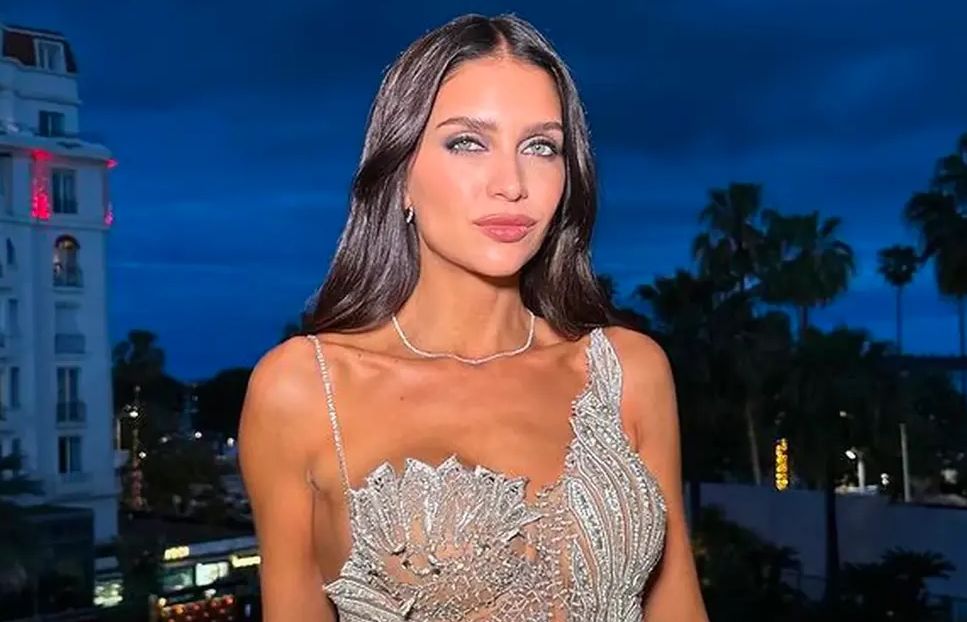 Icardi'nin baldızı Zaira Nara İstanbul'a geldi: Başörtüyü taktı! Wanda Nara ile benzerlikleri şaşırttı... 12