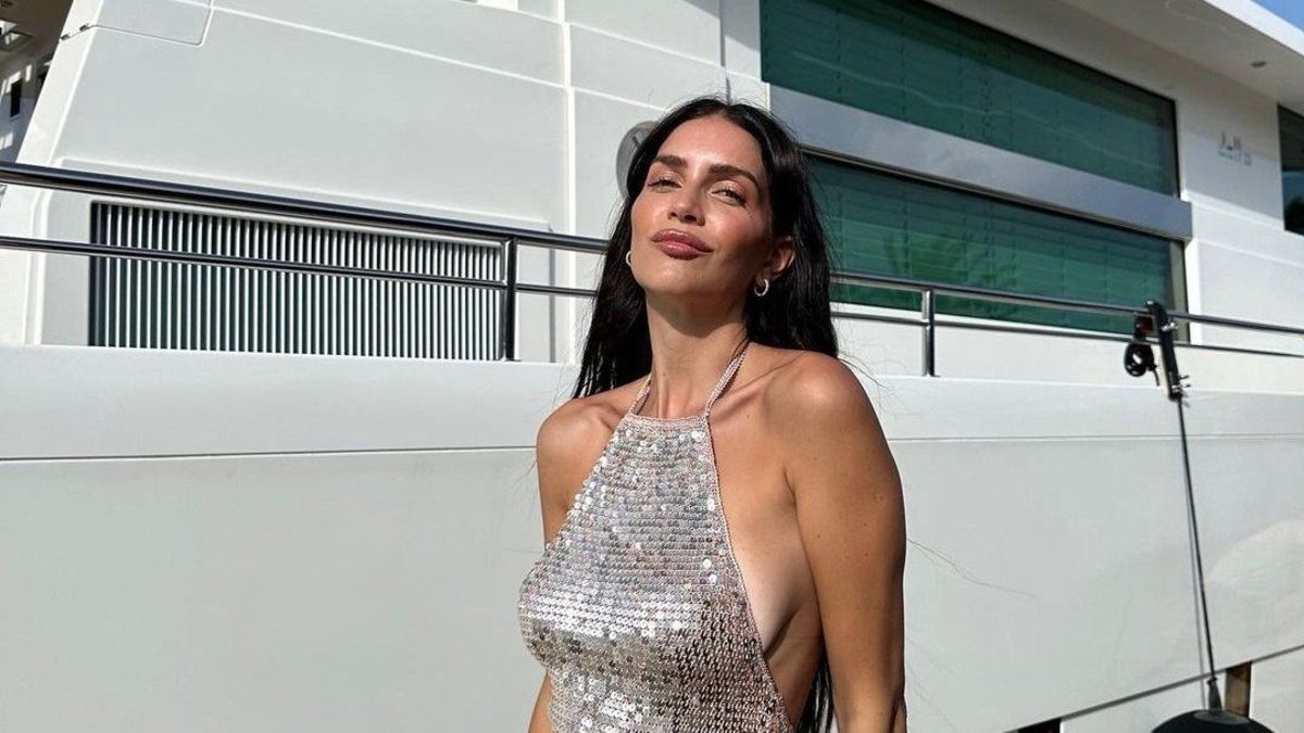 Icardi'nin baldızı Zaira Nara İstanbul'a geldi: Başörtüyü taktı! Wanda Nara ile benzerlikleri şaşırttı... 11
