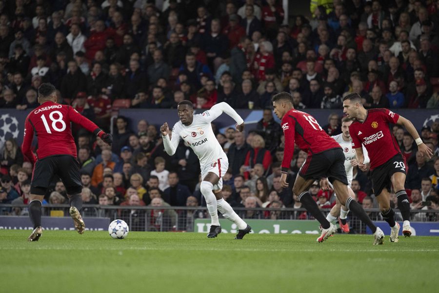 Şansal Büyüka açıkladı: Okan Buruk 3-2'den sonra Manchester United'ın yıldızını tokatladı 3