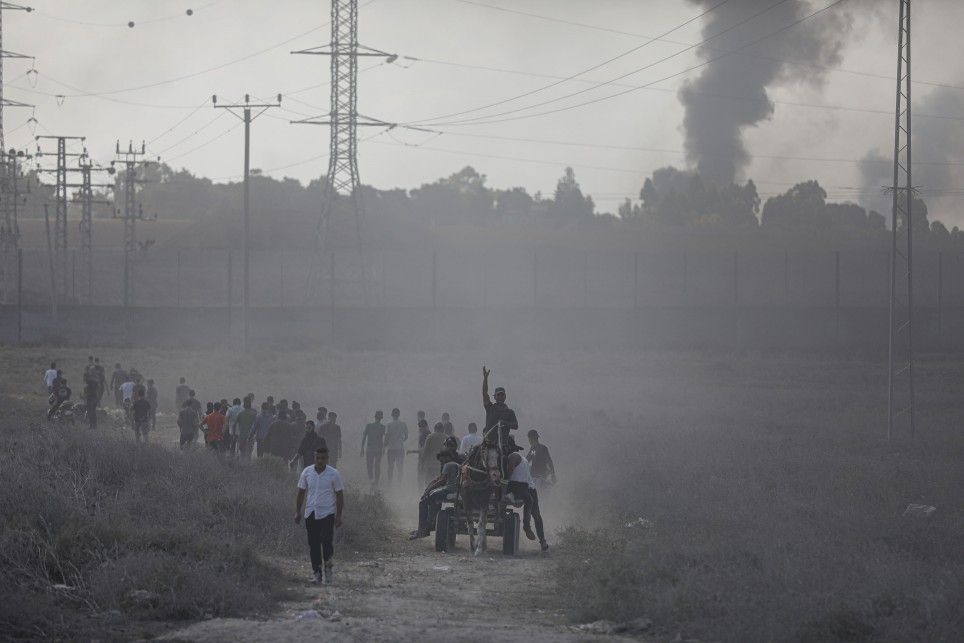 İsrail'de karargahlar ele geçirildi, tanklar yakıldı, askerler esir alındı! Hamas'ın "Aksa Tufanı" operasyonu sonrası çarpıcı görüntüler... 4
