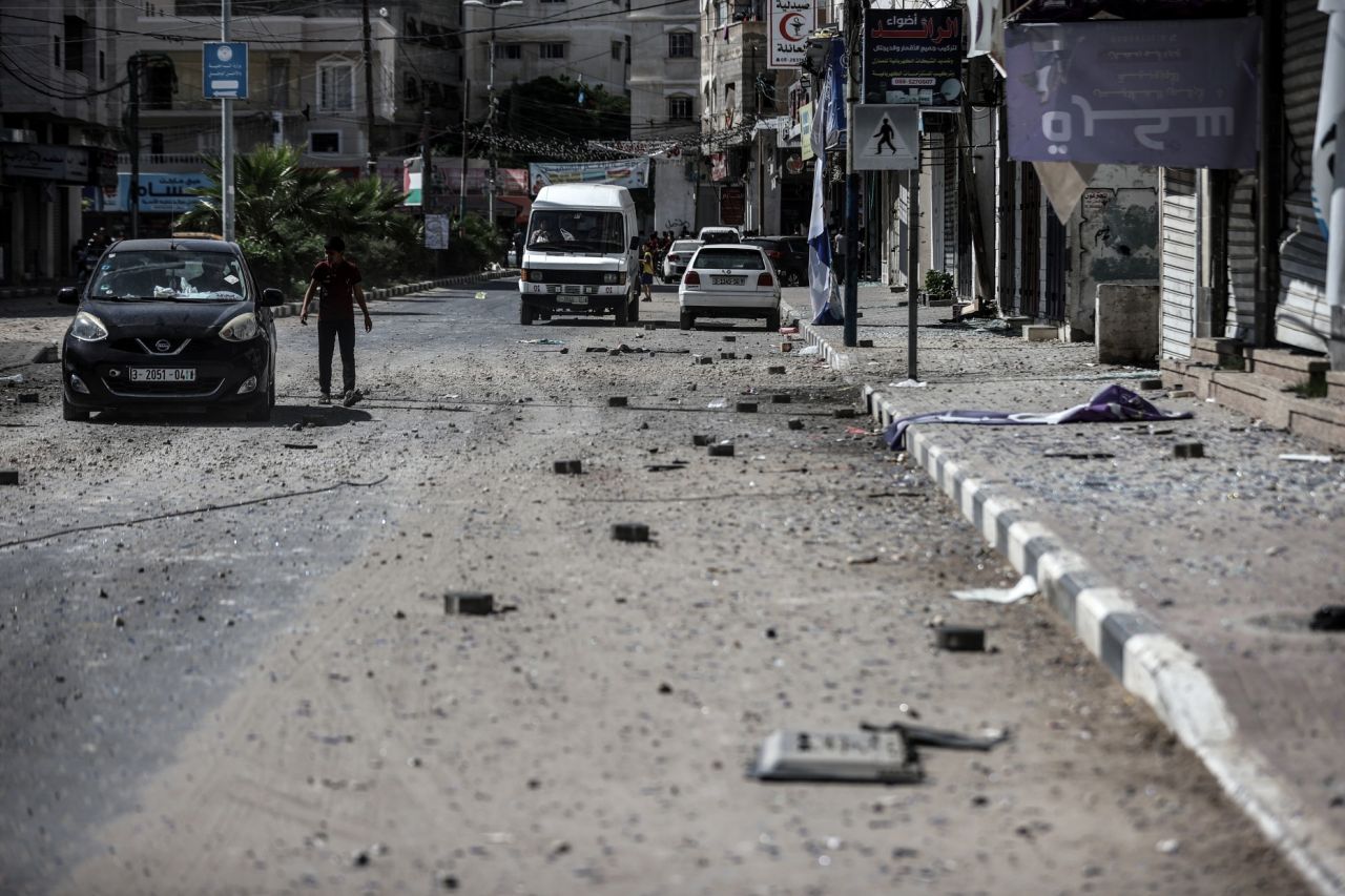 İsrail'de karargahlar ele geçirildi, tanklar yakıldı, askerler esir alındı! Hamas'ın "Aksa Tufanı" operasyonu sonrası çarpıcı görüntüler... 2