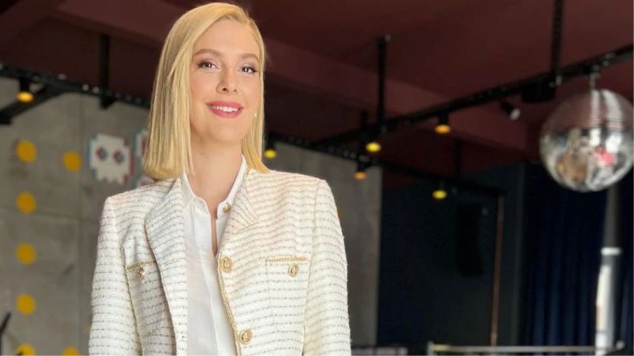 Set yoğunluğuna sitem eden Bergüzar Korel'den yeni açıklama! İşimi seviyorum 6