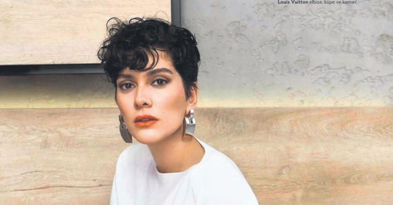 Set yoğunluğuna sitem eden Bergüzar Korel'den yeni açıklama! İşimi seviyorum 3