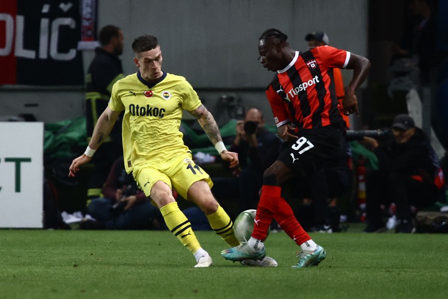 Ali Koç Nenad Bjelica'nın top kapma canavarına 'çubukluyu' giydirecek 8