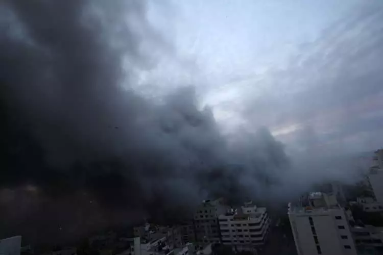 İşgalci İsrail, Gazze'de sivilleri bombalıyor! 11
