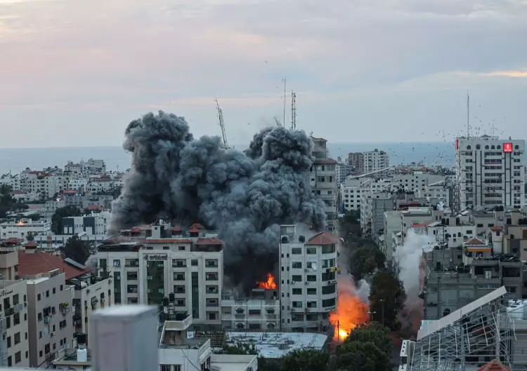 İşgalci İsrail, Gazze'de sivilleri bombalıyor! 20