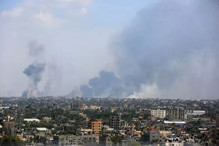 İşgalci İsrail, Gazze'de sivilleri bombalıyor! 24