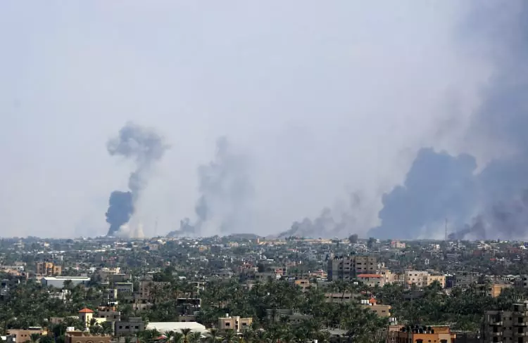 İşgalci İsrail, Gazze'de sivilleri bombalıyor! 29