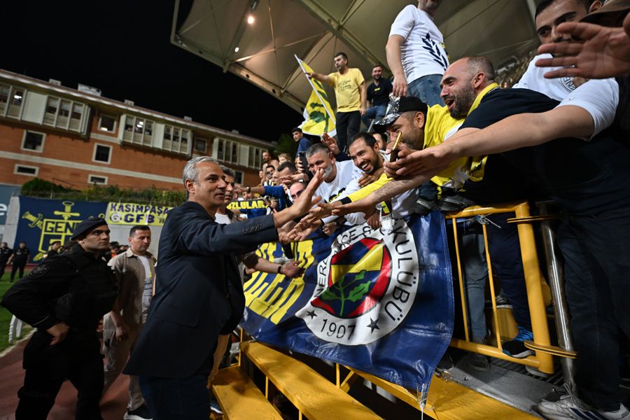 İsmail Kartal oyuna aldığına pişman oldu Ali Koç devre arasında ona yeni takım buldu 21