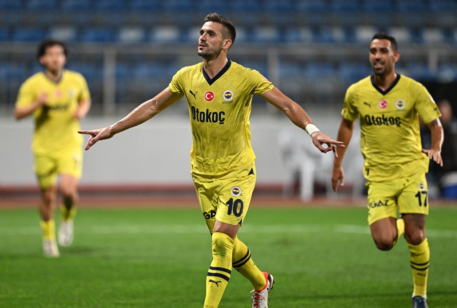 İsmail Kartal ve Okan Buruk'un yollarını ayıracağı oyuncular belli oldu! 4 yıldızın uçak bileti kesildi 9