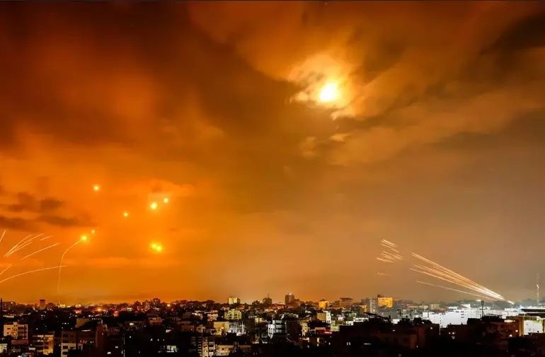 İsrail saldırılarının arkasındaki isim belli oldu! İşte kolu ve bacağı olmayan Hamas'ın başkomutanı: Muhammed Deif 2