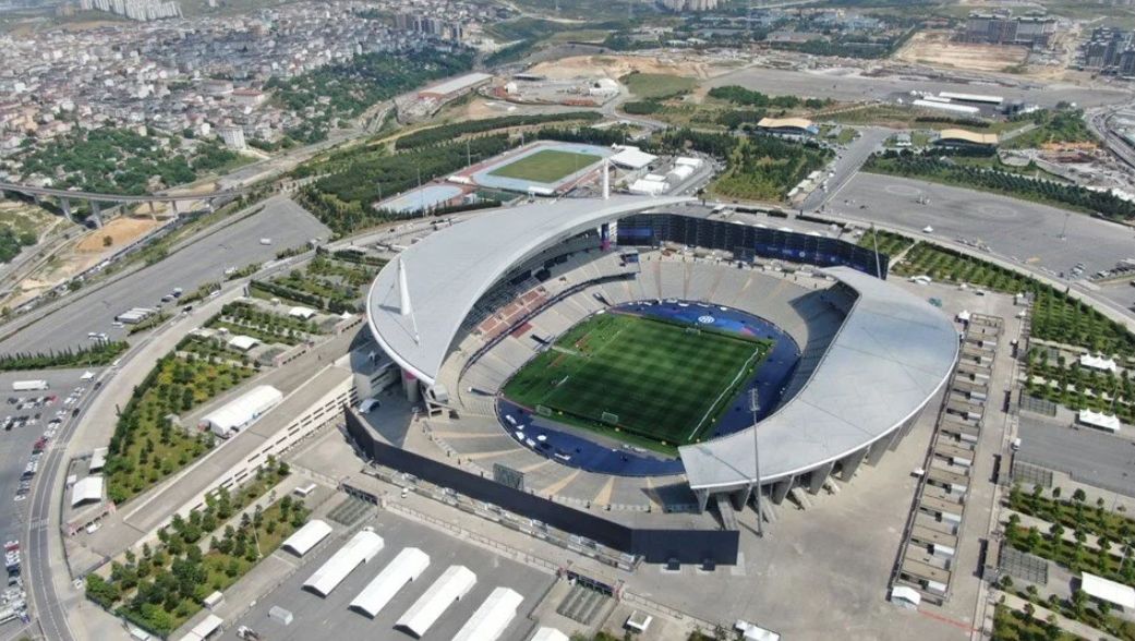 TFF, EURO 2032 için stadyumları belirledi! Büyük tartışma başladı: 'Dünyanın en güzel stadı' yok 5