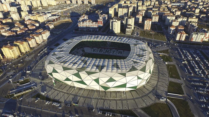 TFF, EURO 2032 için stadyumları belirledi! Büyük tartışma başladı: 'Dünyanın en güzel stadı' yok 10