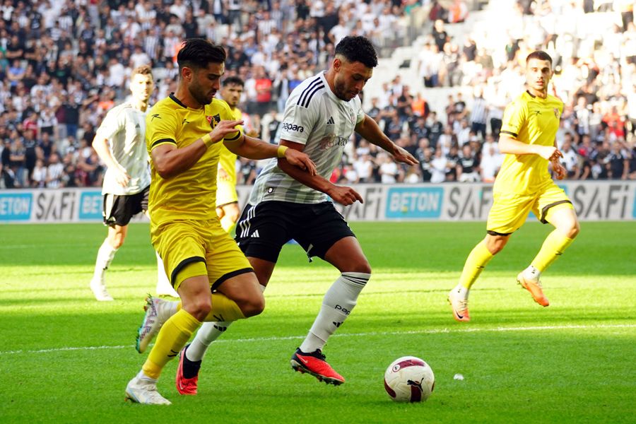 Okan Buruk Burak Yılmaz'ın teknik direktörlük kariyerini başlamadan bitirecek! Hükmen mağlubiyet... 8