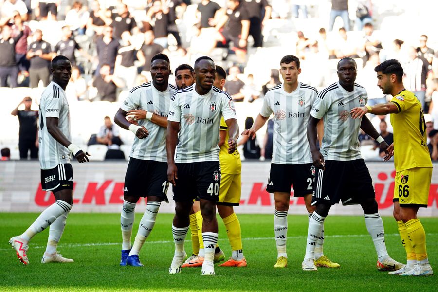Okan Buruk Burak Yılmaz'ın teknik direktörlük kariyerini başlamadan bitirecek! Hükmen mağlubiyet... 9