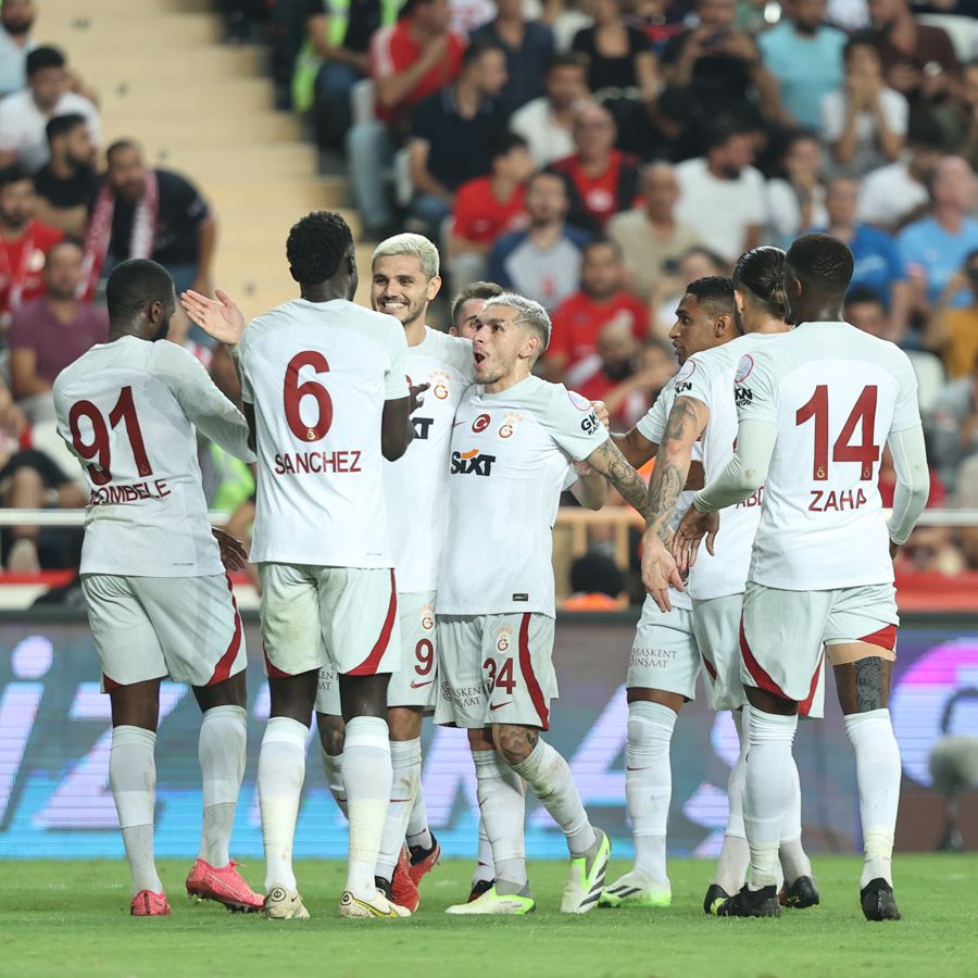 Okan Buruk'un Gomis pişmanlığını açıkladı: Yerine alınan golcü 7 maçta 0 gol 0 asist yaptı 15