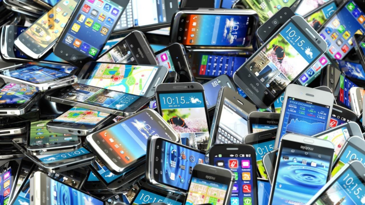 Kullanılmayan cep telefonlar için yeni karar! 7 yıldan 1 yıla düşürüldü 6