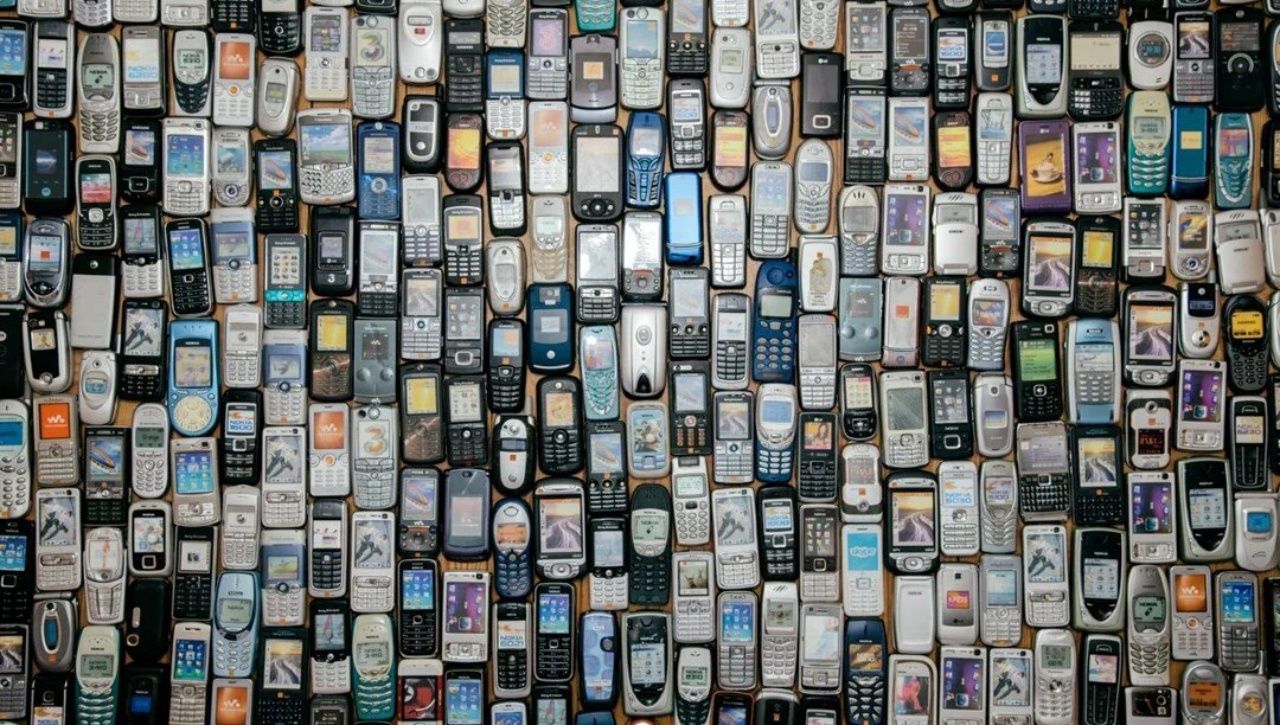 Kullanılmayan cep telefonlar için yeni karar! 7 yıldan 1 yıla düşürüldü 3