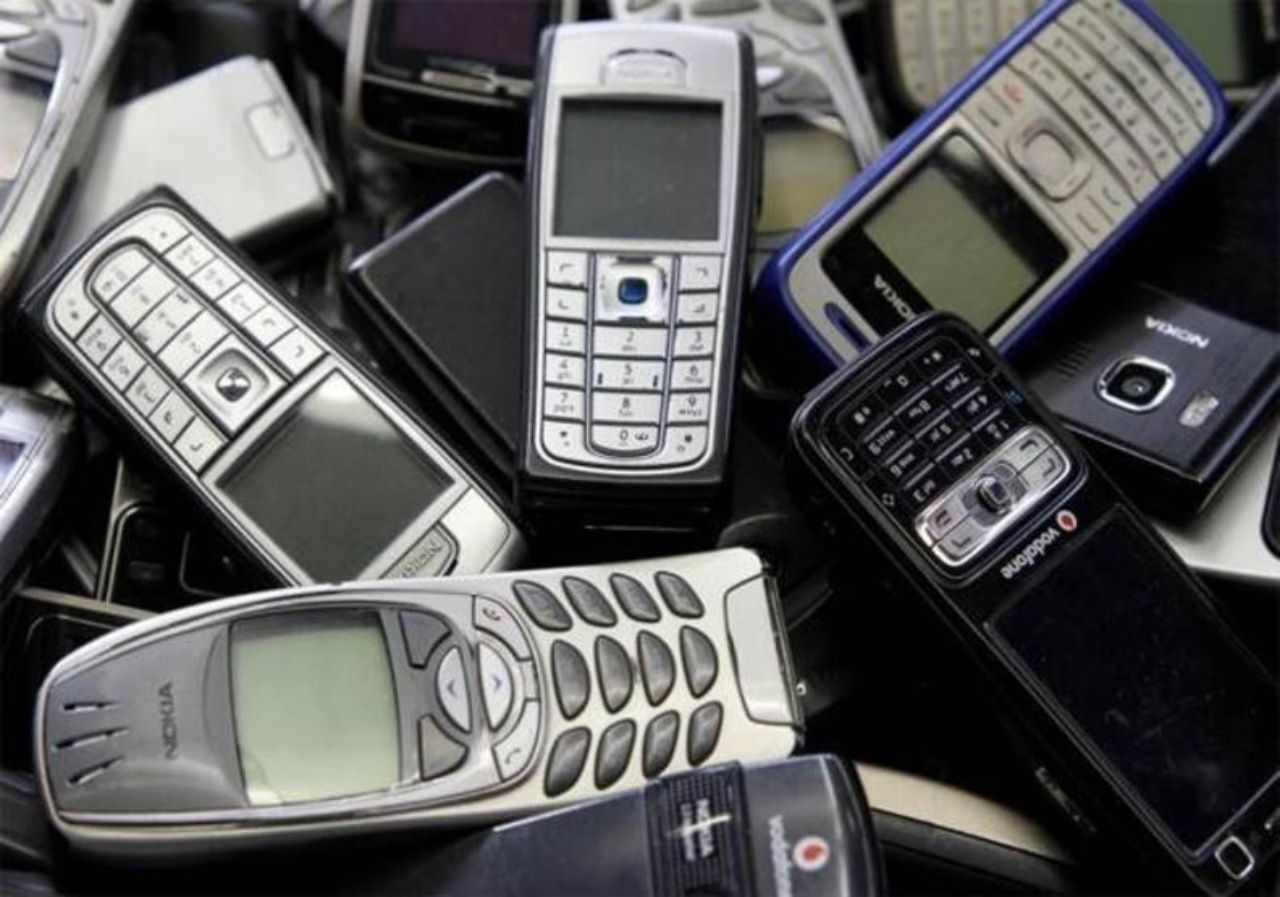 Kullanılmayan cep telefonlar için yeni karar! 7 yıldan 1 yıla düşürüldü 1