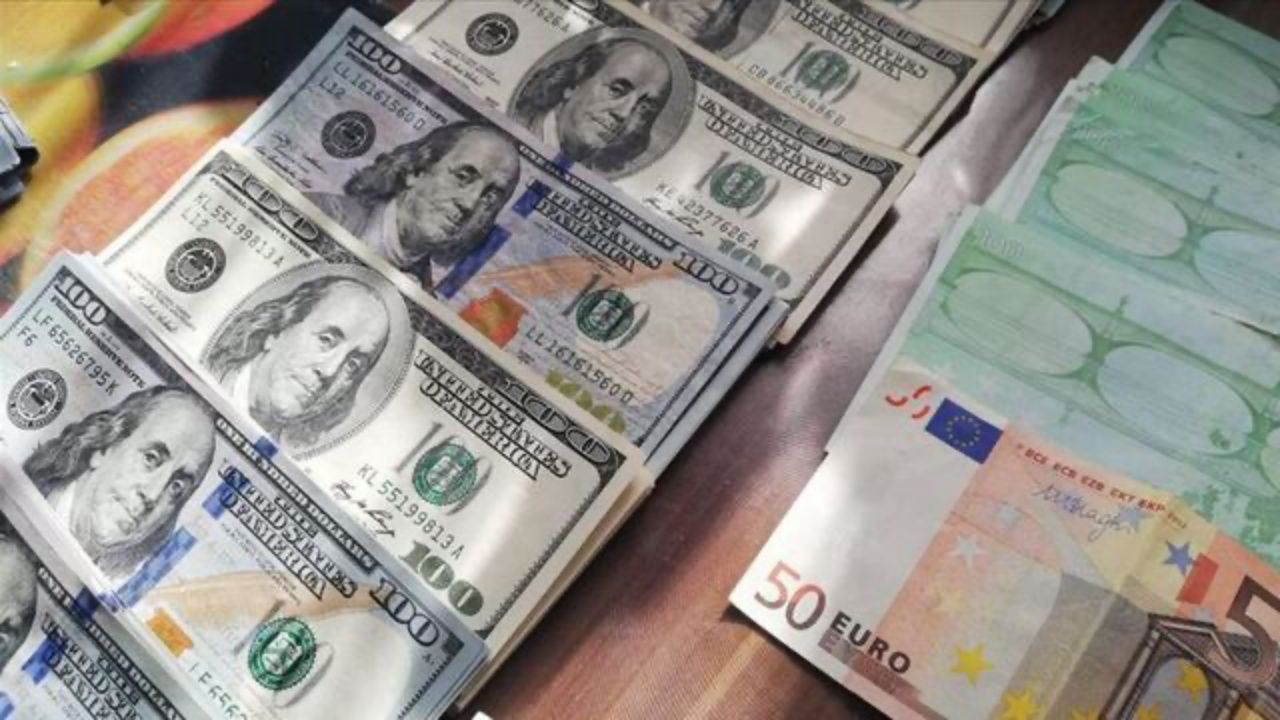 Dolarda yukarı yönlü eğilim yaşanıyor 1