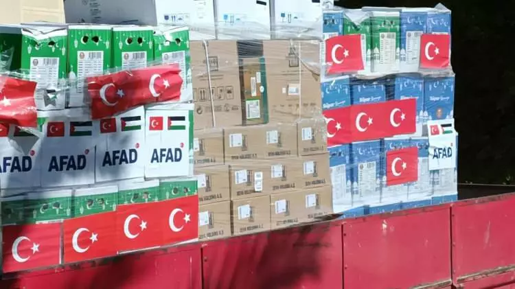 Türkiye'nin askeri uçakları Gazze için Mısır'a indi! 6